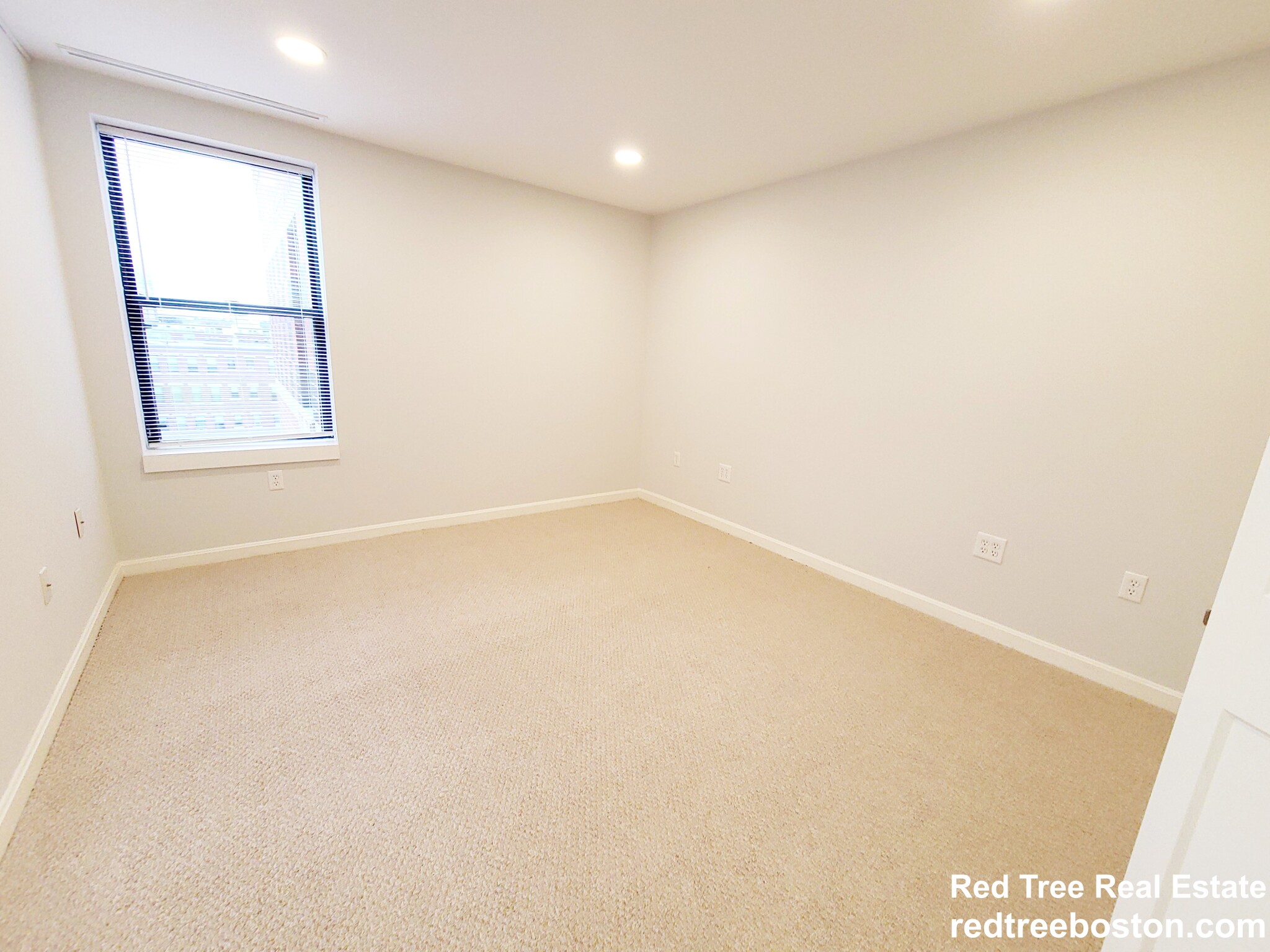 100 Jersey St, Fenway