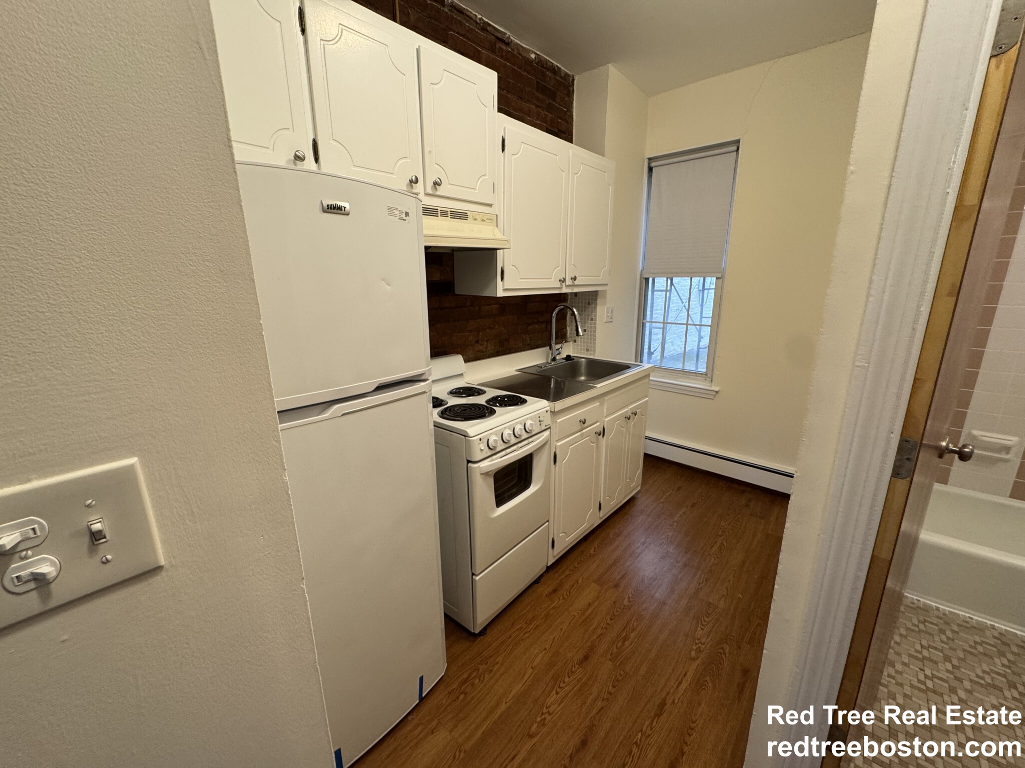 74 South Huntington Ave, Jamaica Plain