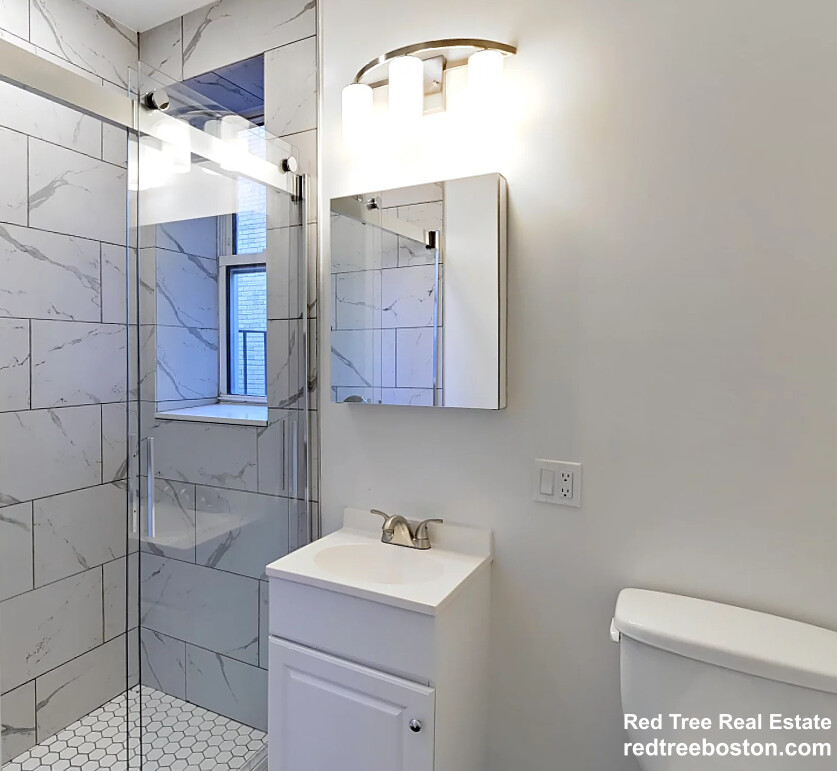 28 Queensberry St, Fenway