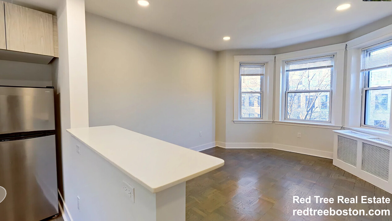 28 Queensberry St, Fenway