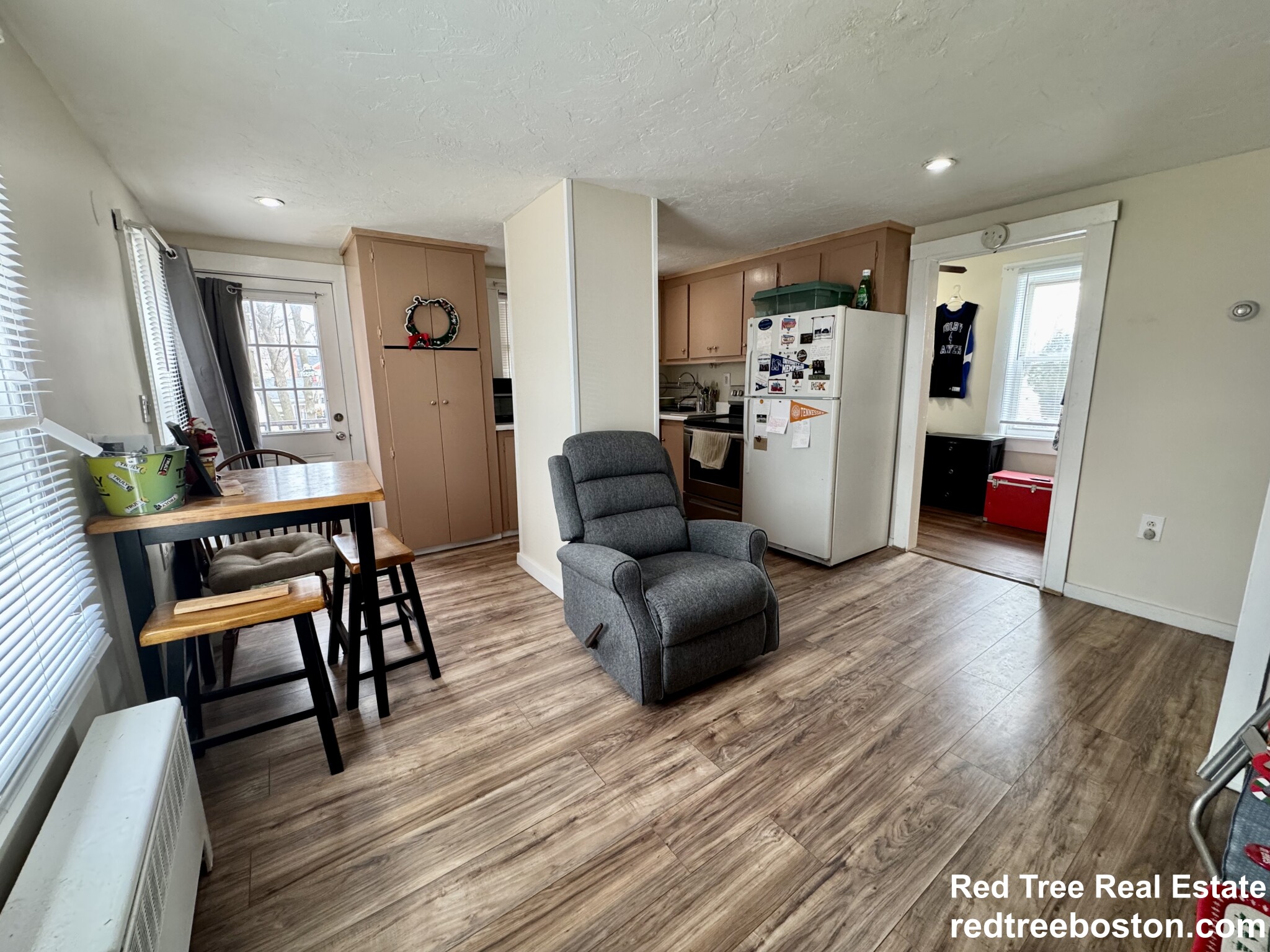 335 Baker St, West Roxbury