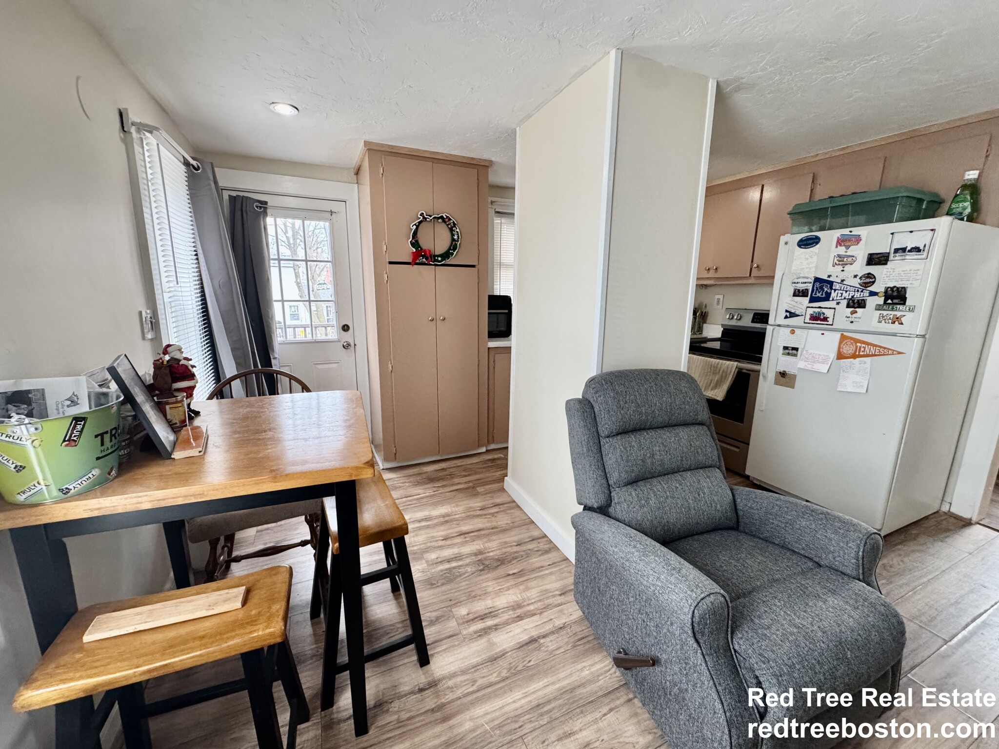 335 Baker St, West Roxbury