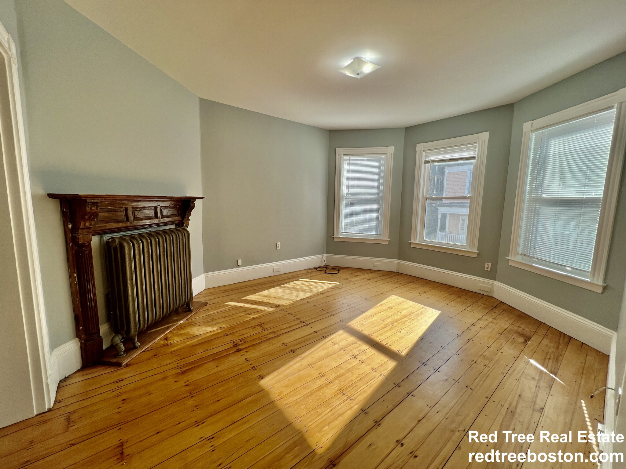 56 Forbes St, Jamaica Plain