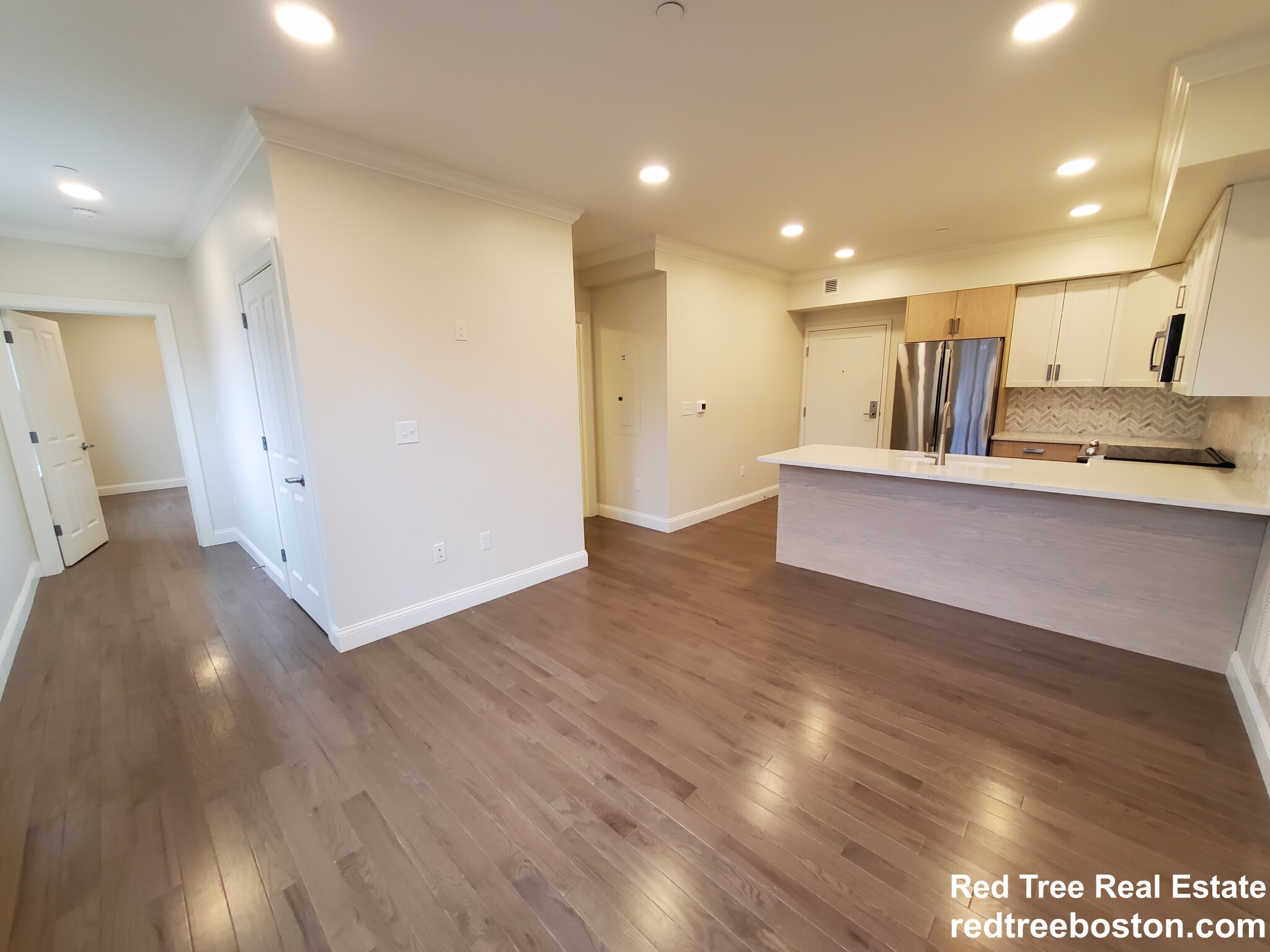 39 Herrick Rd, Newton Center