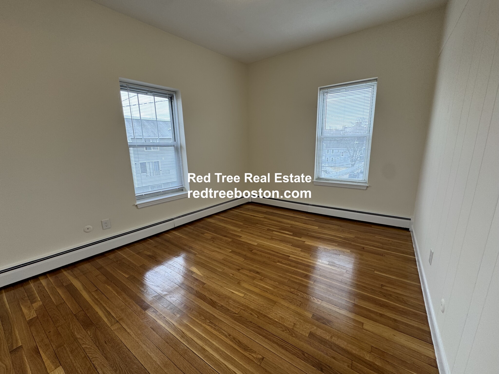 160 North Beacon St, Brighton