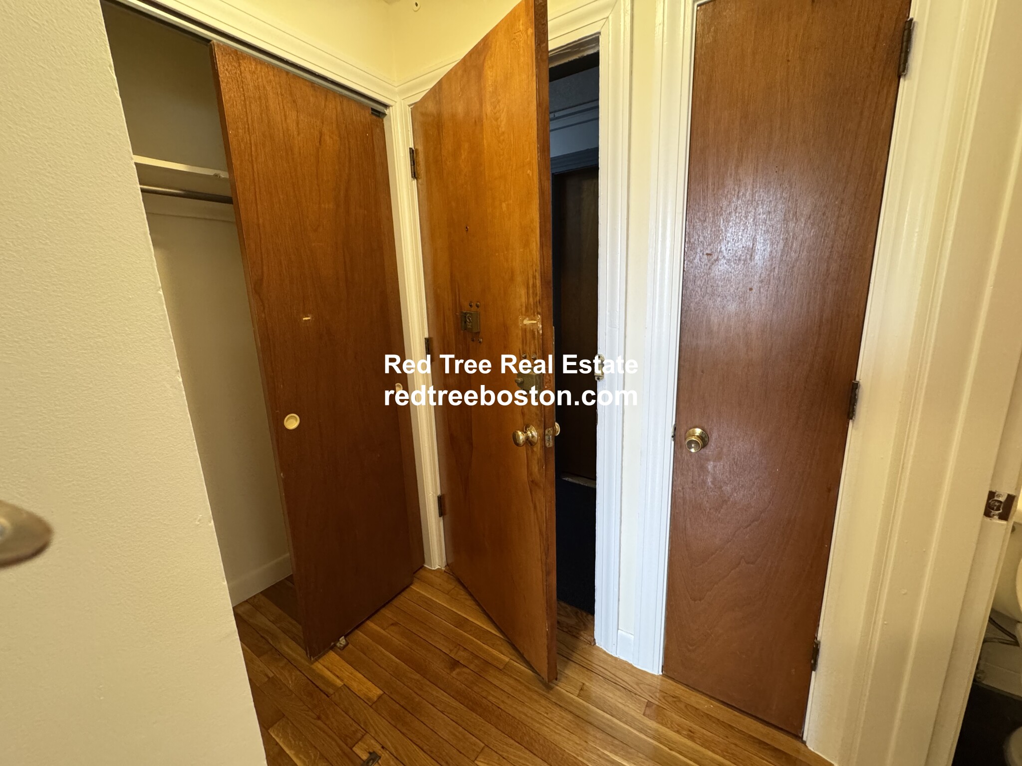 160 North Beacon St, Brighton