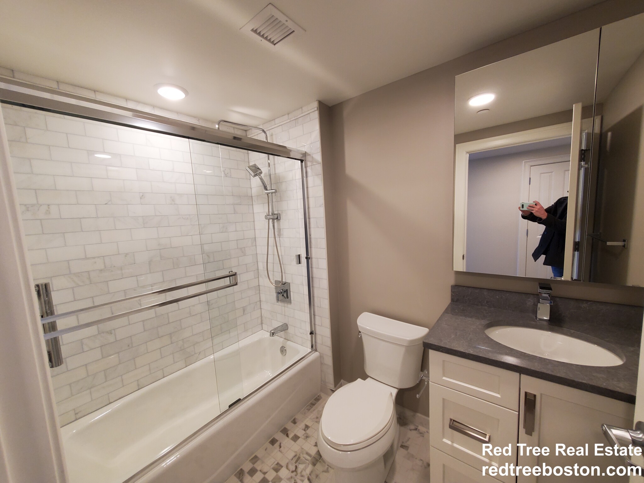 39 Herrick Rd, Newton Center