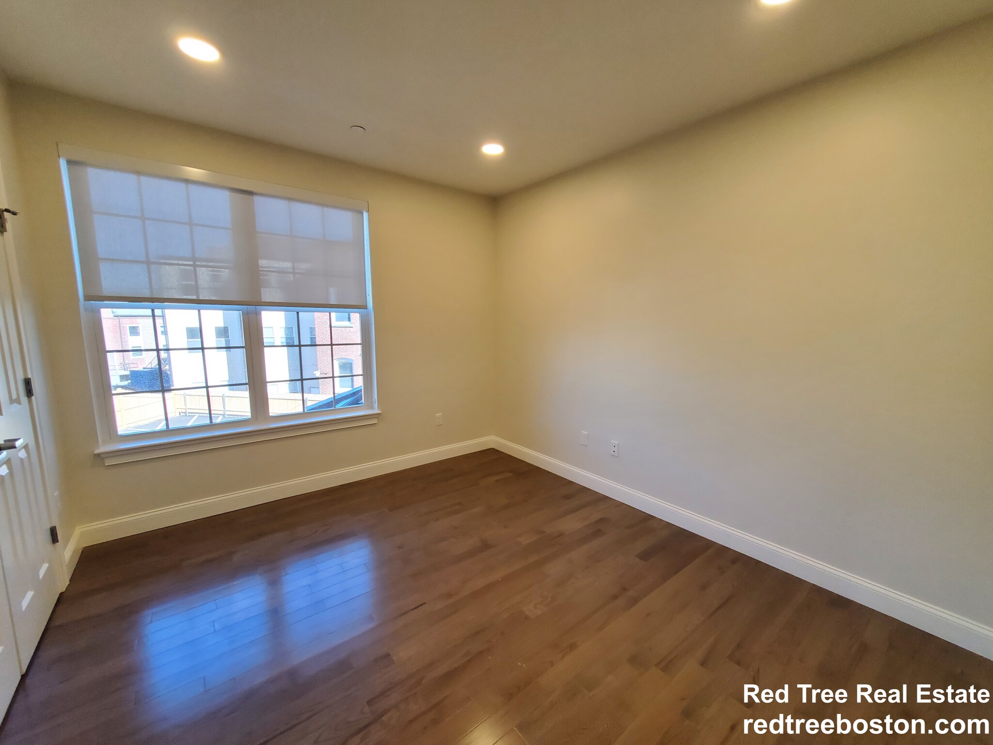 39 Herrick Rd, Newton Center