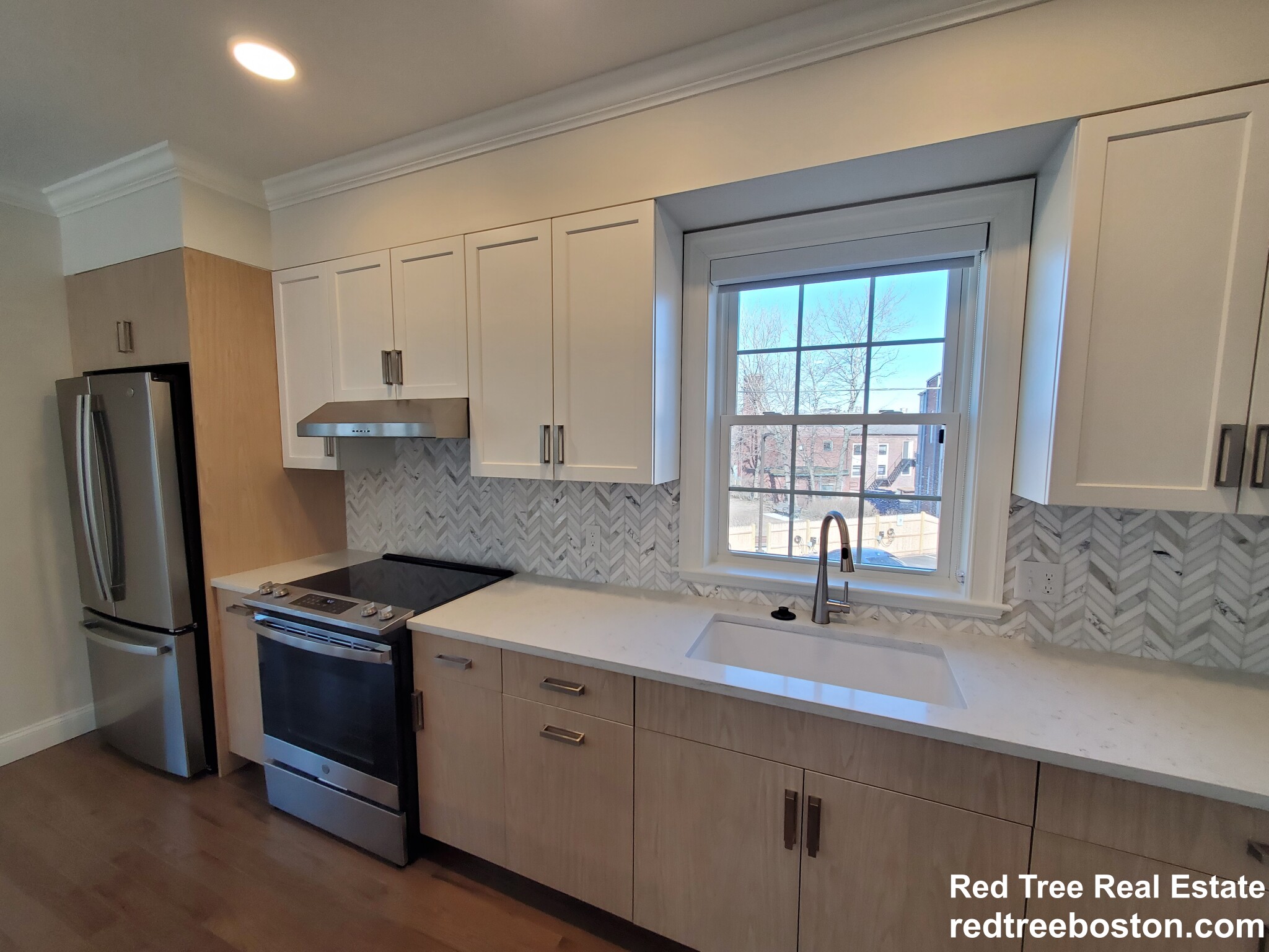 39 Herrick Rd, Newton Center