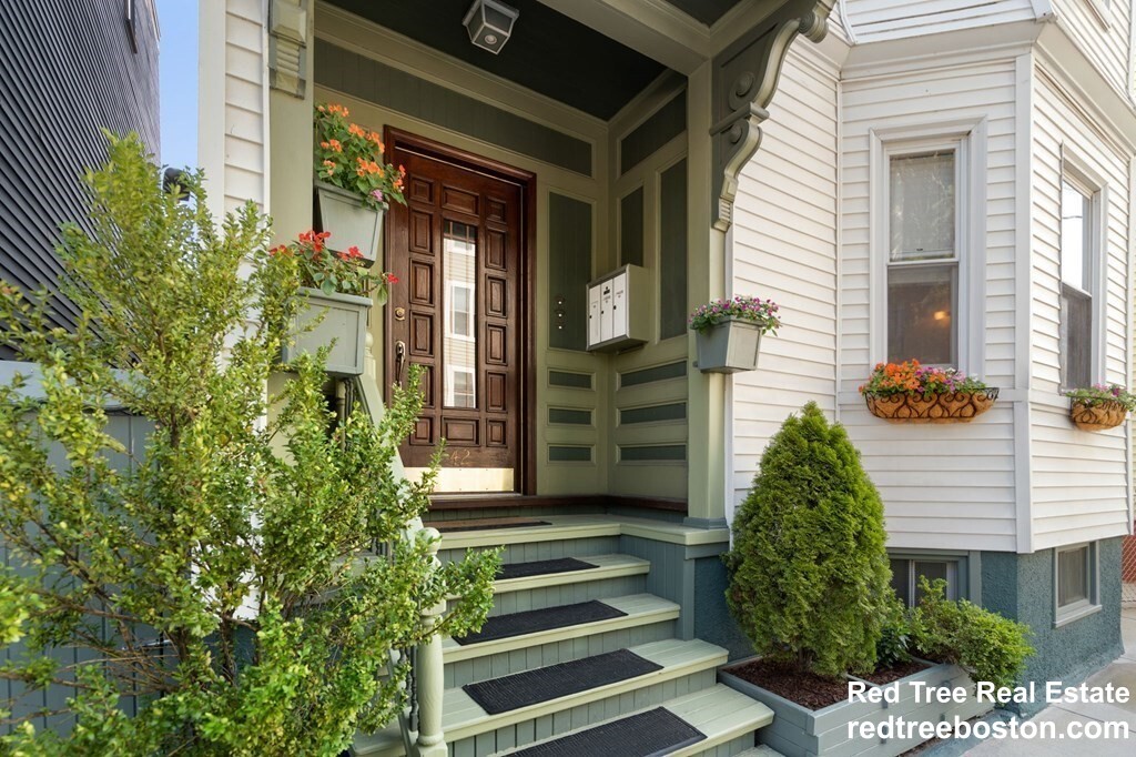 42 Washburn St, Dorchester