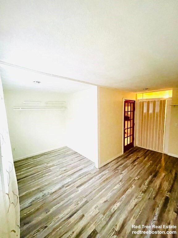 20 Radcliffe Rd, Allston