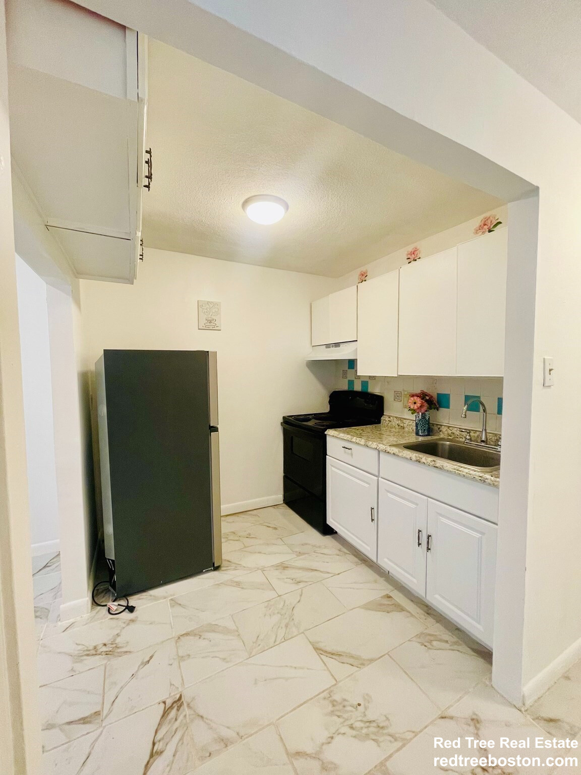 20 Radcliffe Rd, Allston