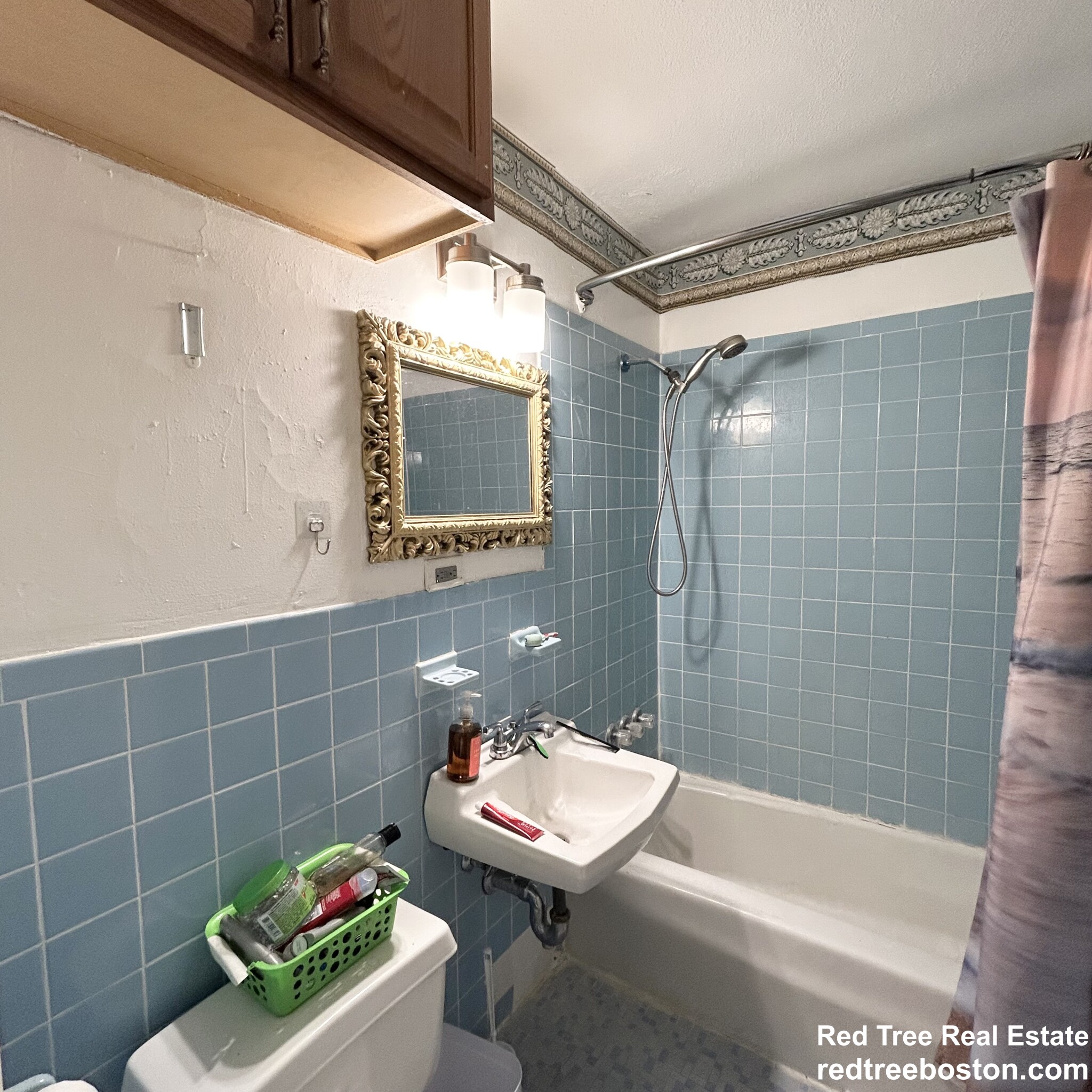 20 Radcliffe Rd, Allston