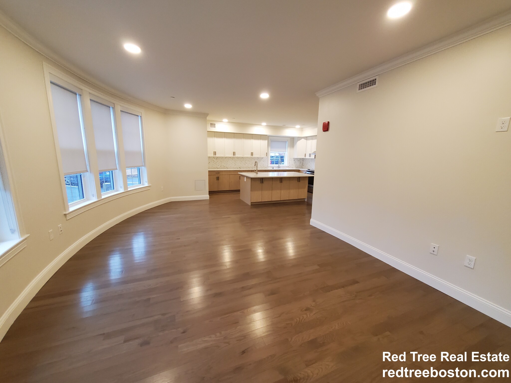 39 Herrick Rd, Newton Center