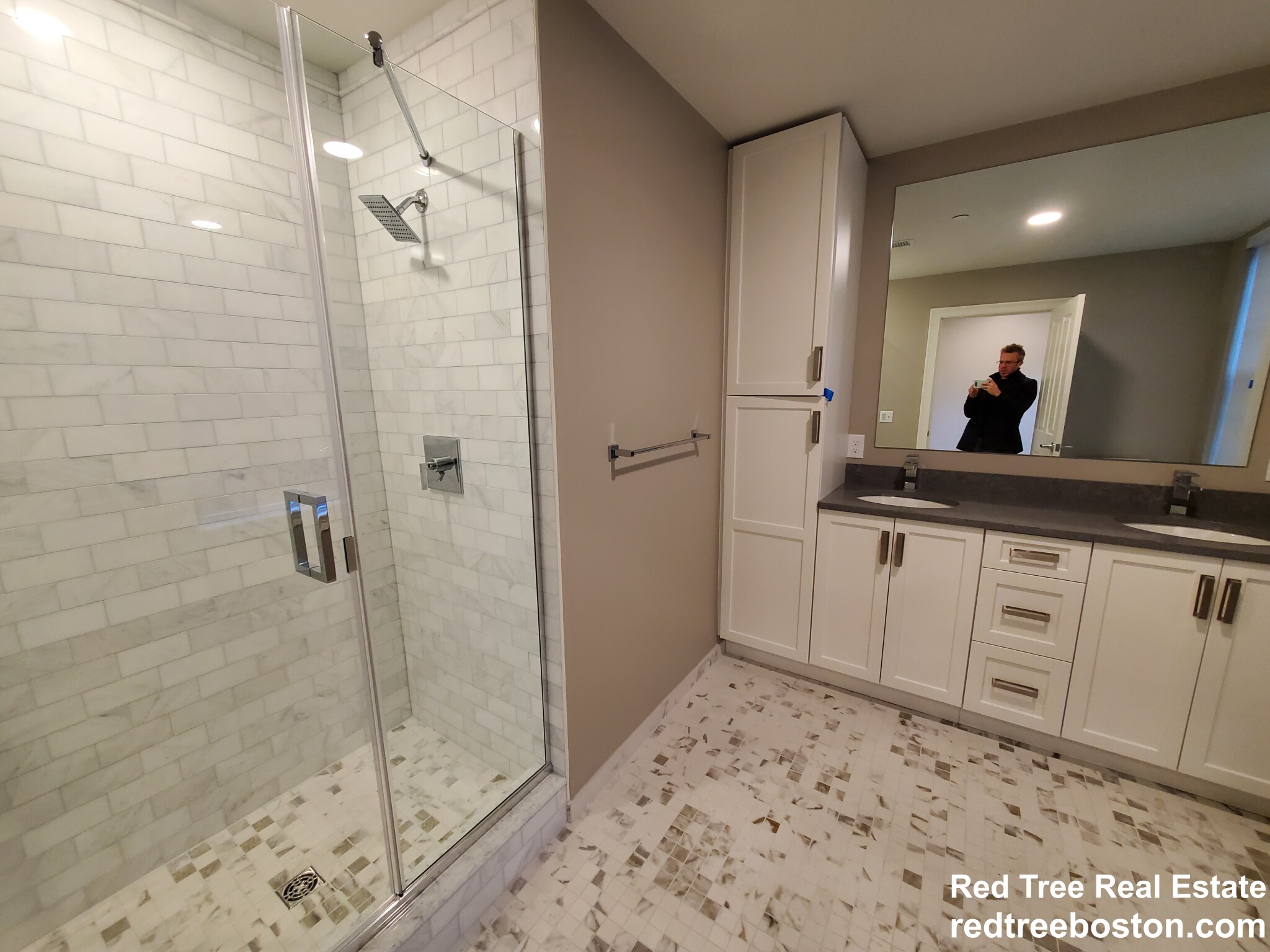 39 Herrick Rd, Newton Center