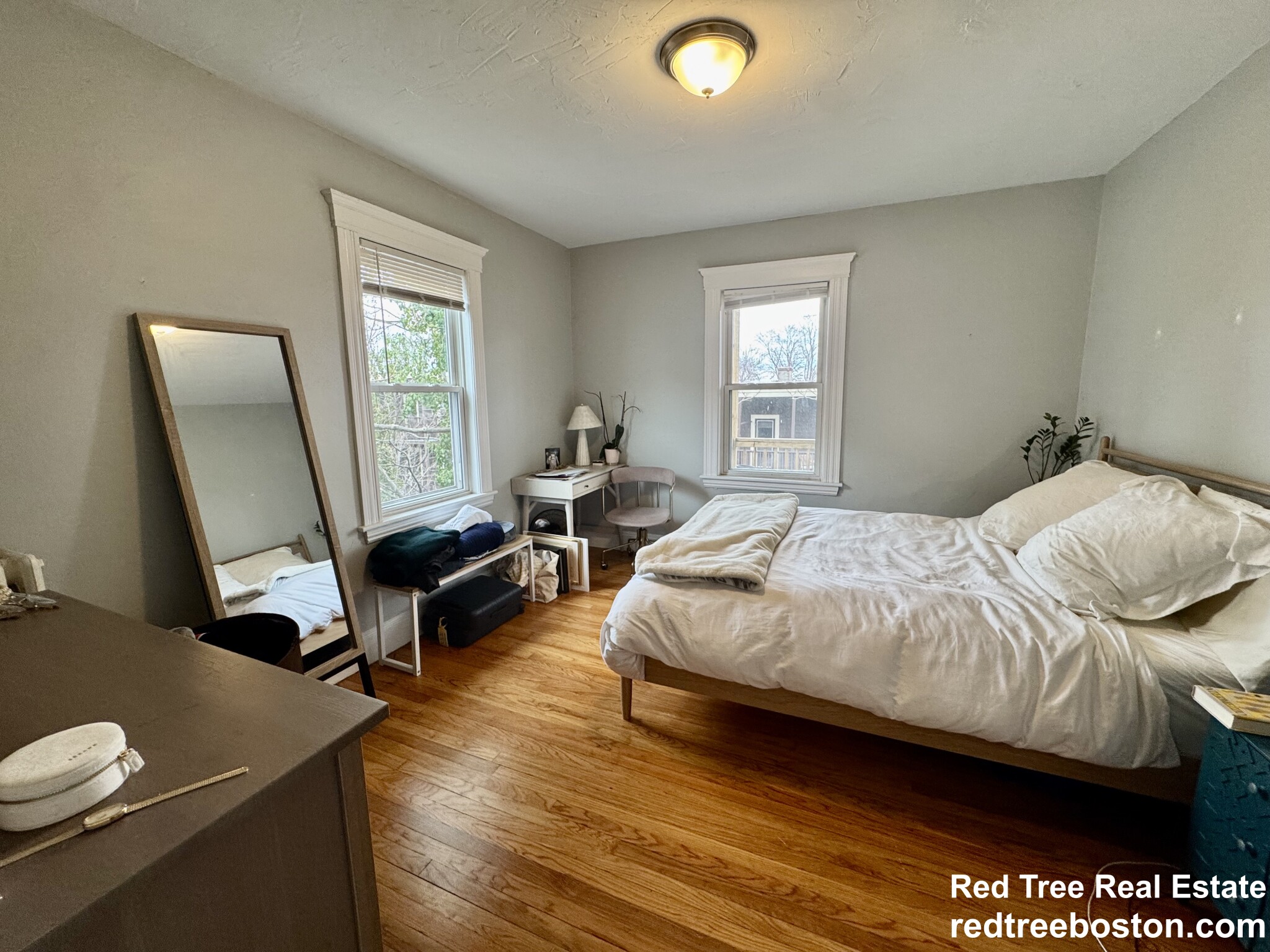 24 Saint Peter St, Jamaica Plain