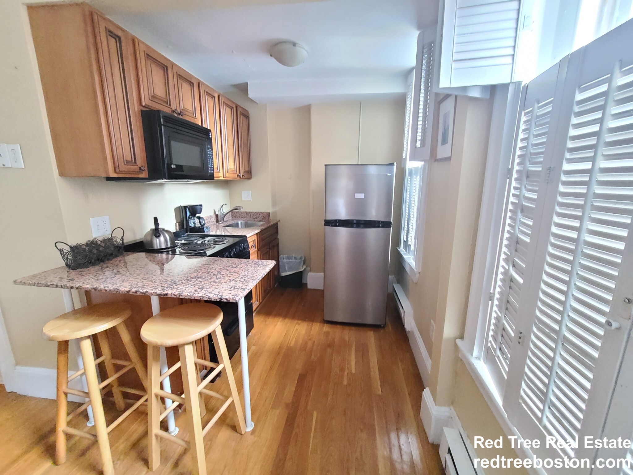 48 Hereford St, Back Bay