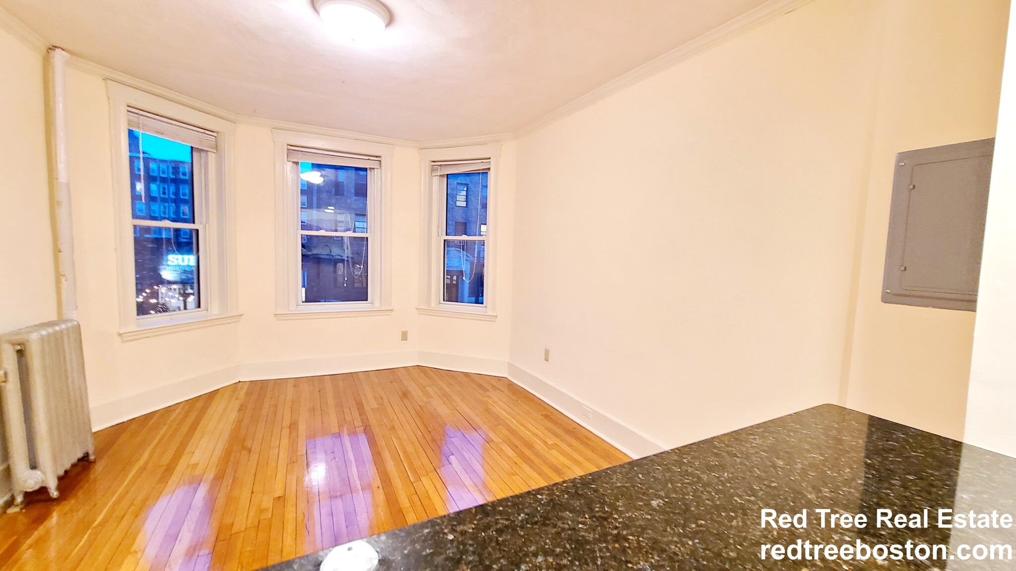 51 Queensberry St, Fenway