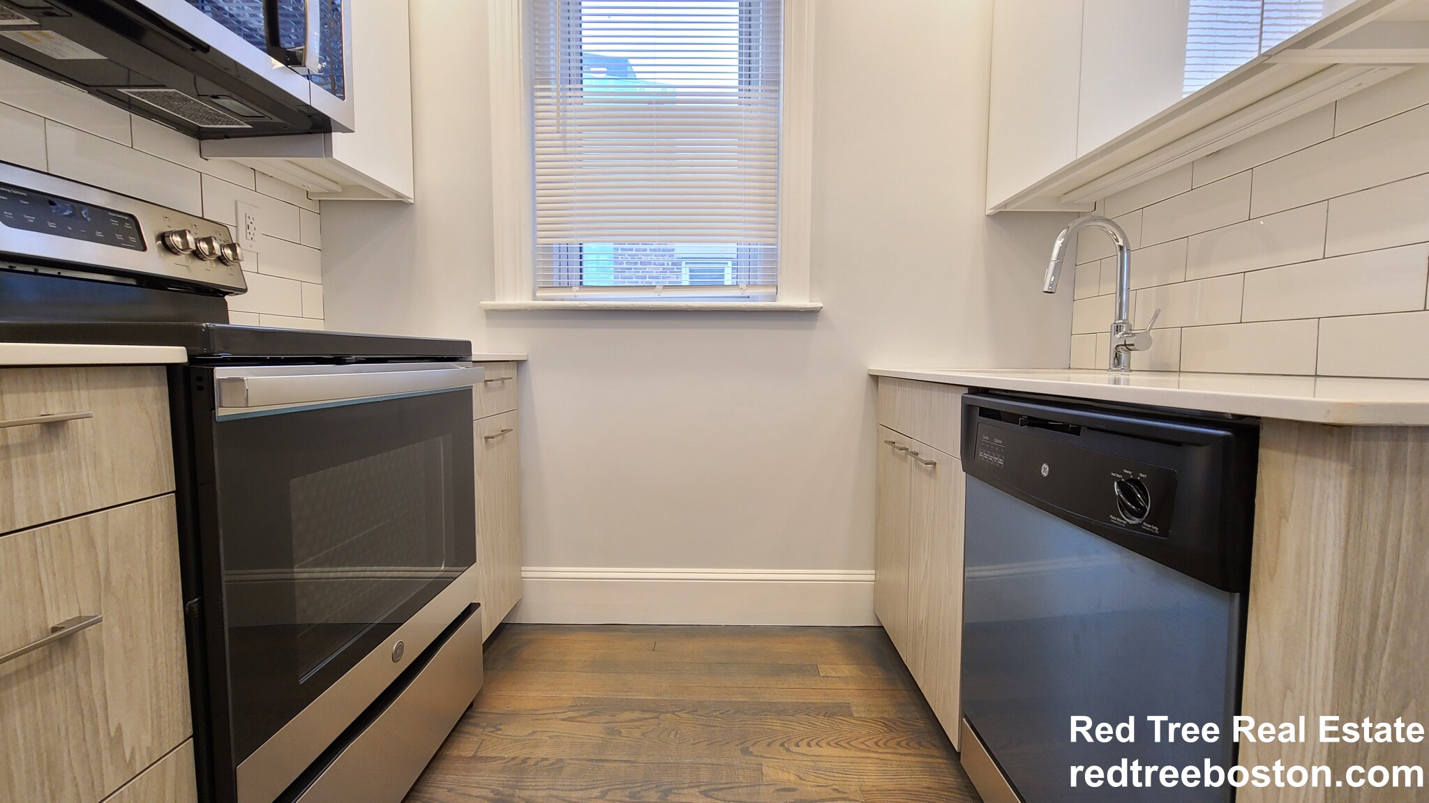 109 Queensberry St, Fenway