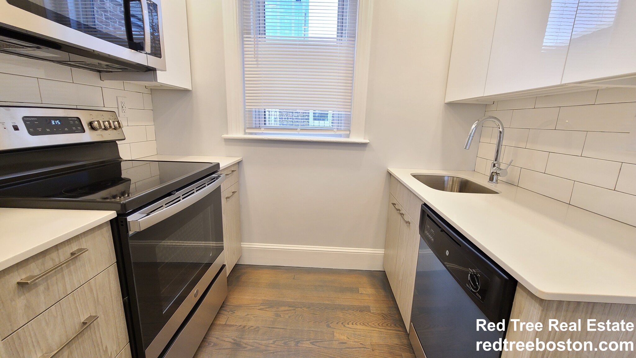 109 Queensberry St, Fenway