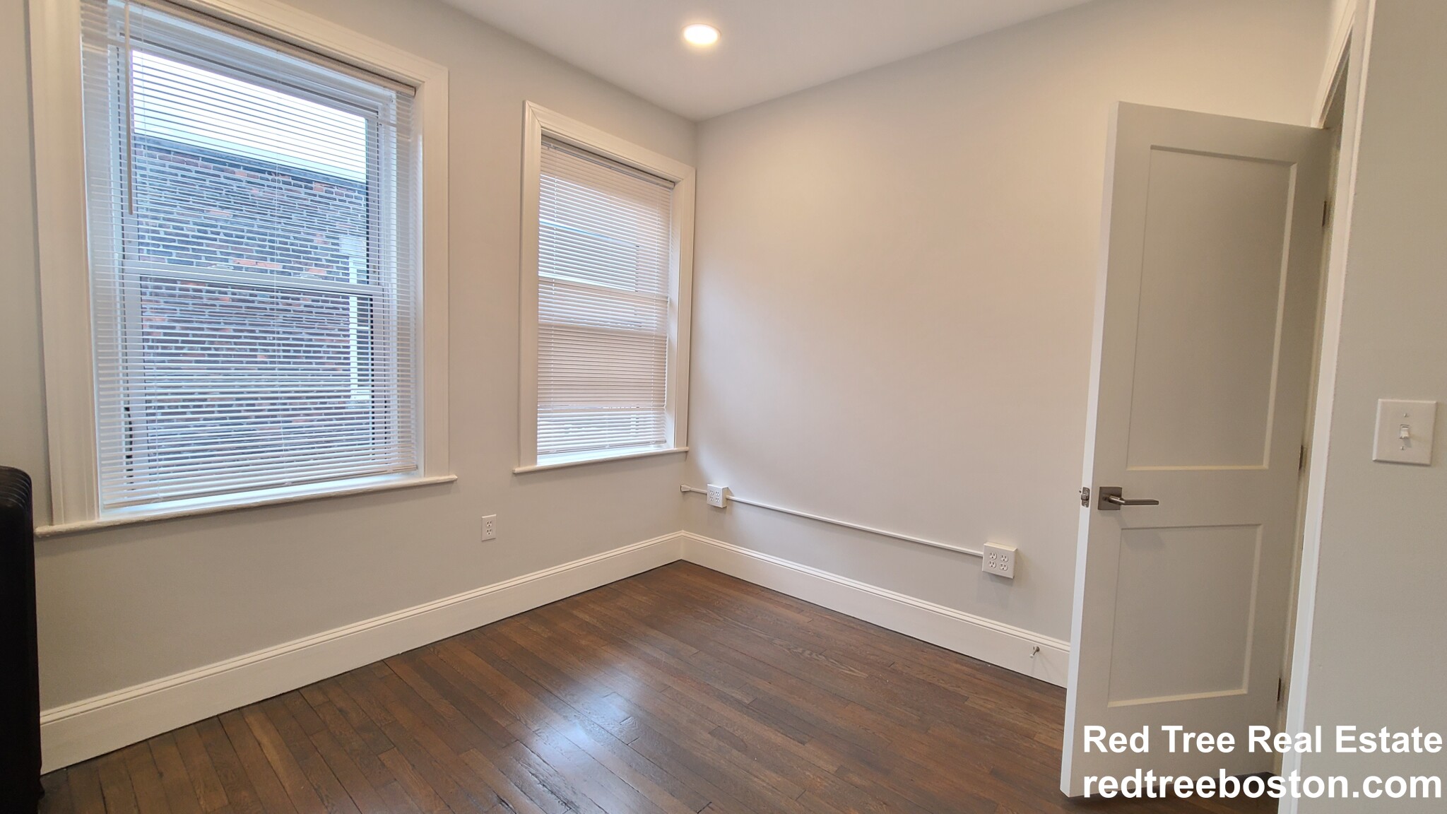 109 Queensberry St, Fenway