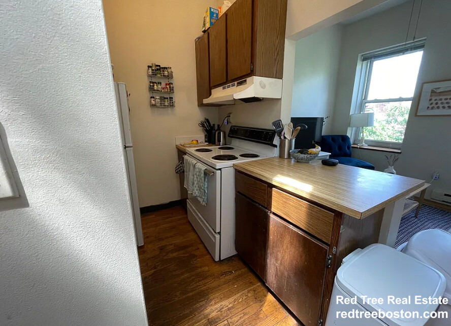 27 Garden St, Beacon Hill