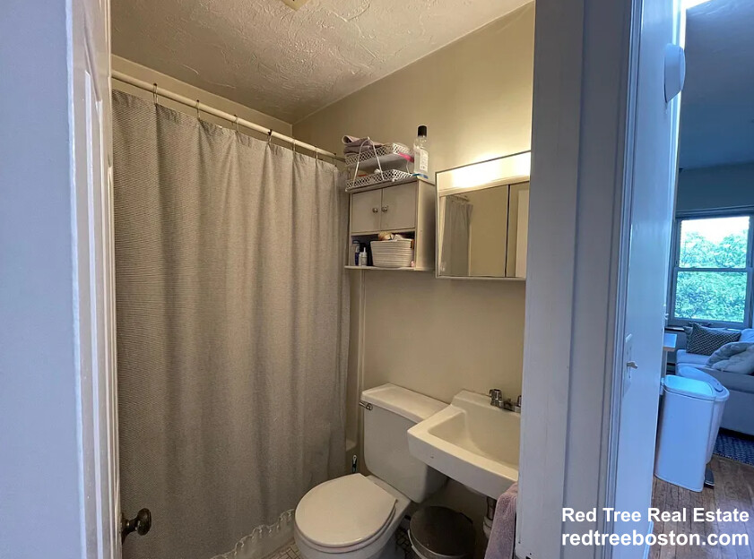 27 Garden St, Beacon Hill