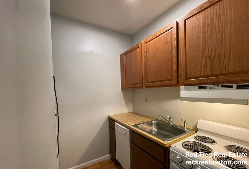 27 Garden St, Beacon Hill