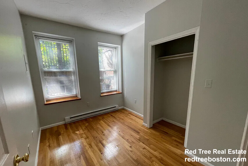 27 Garden St, Beacon Hill