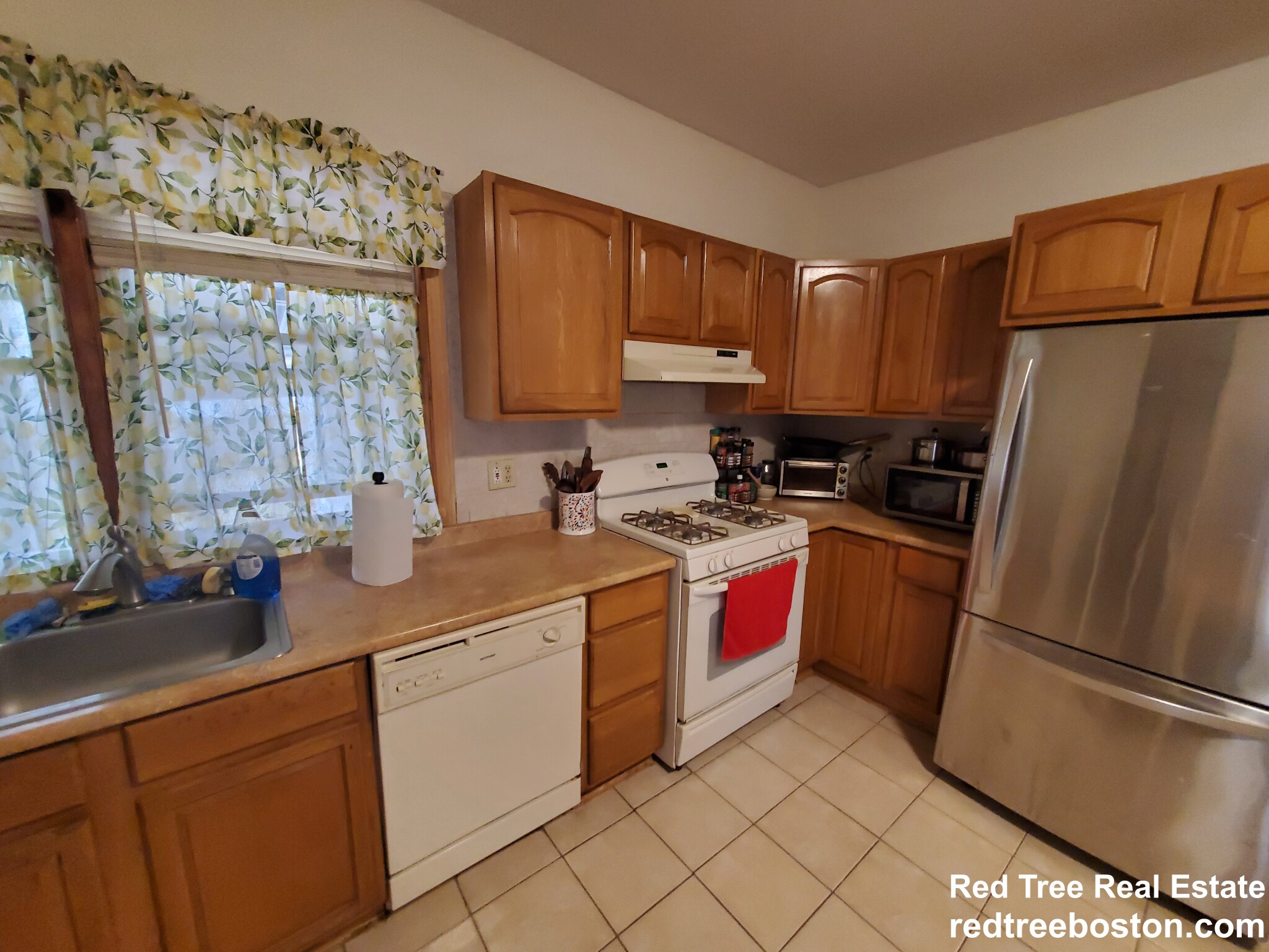 444 Beech St, Roslindale