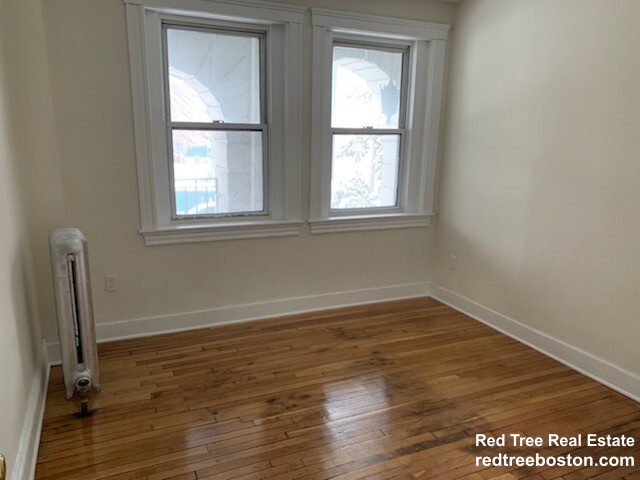 116 Washington St, Brighton