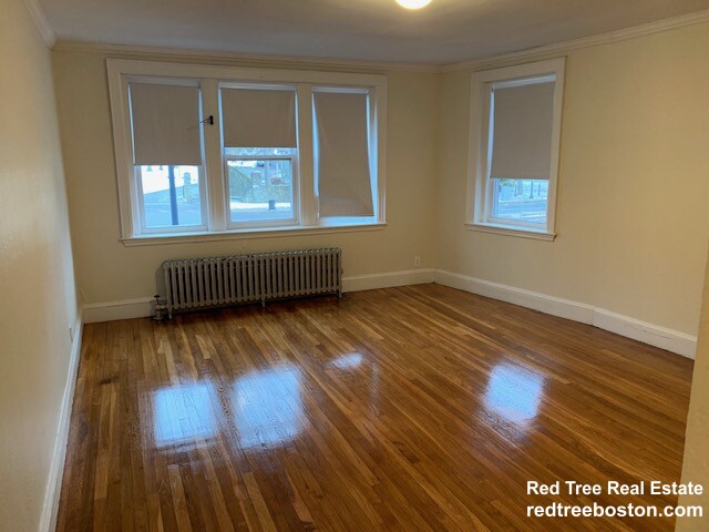 2045 Commonwealth Ave, Brighton