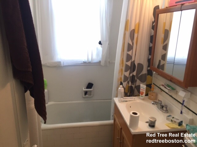 1634 Commonwealth Ave, Brighton