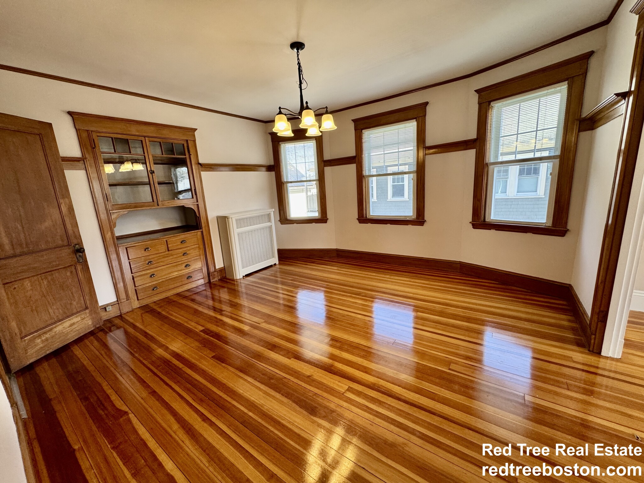 324 Beech St, Roslindale