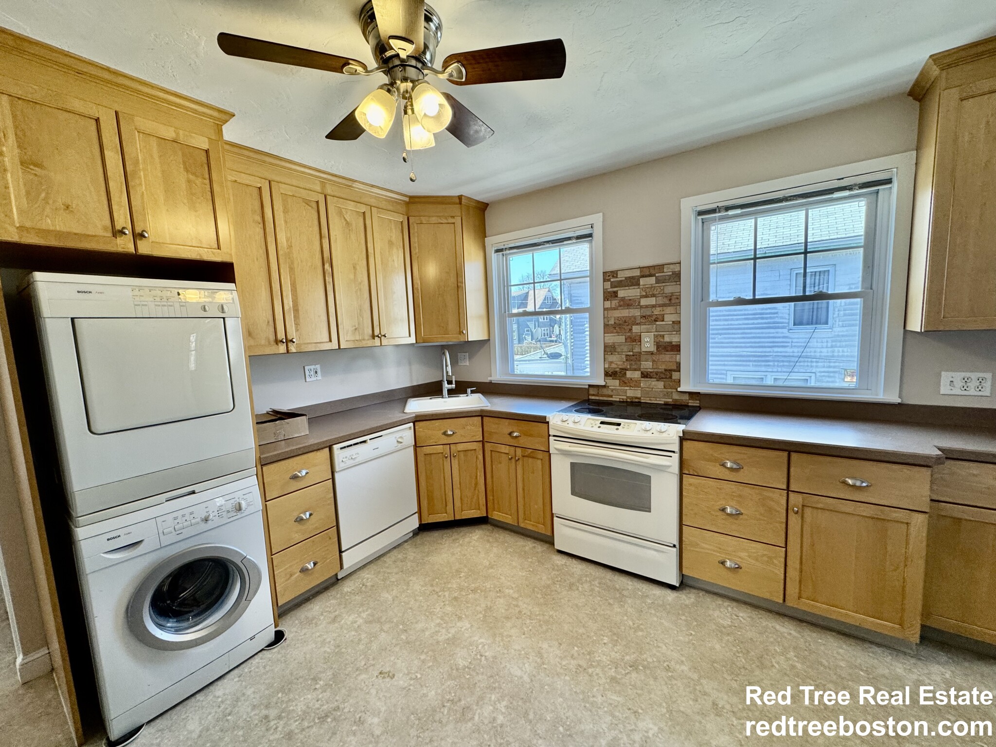 324 Beech St, Roslindale