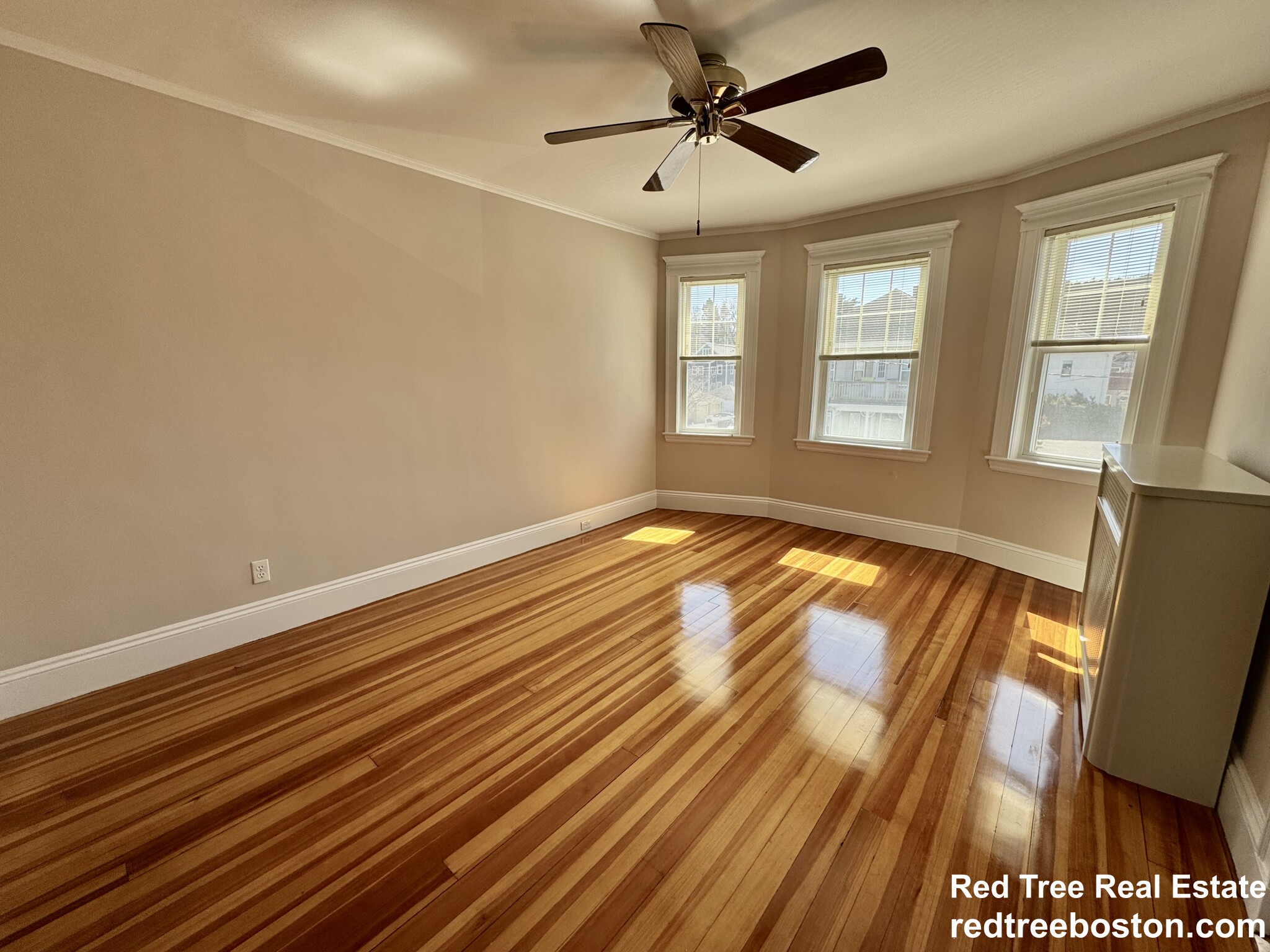 324 Beech St, Roslindale