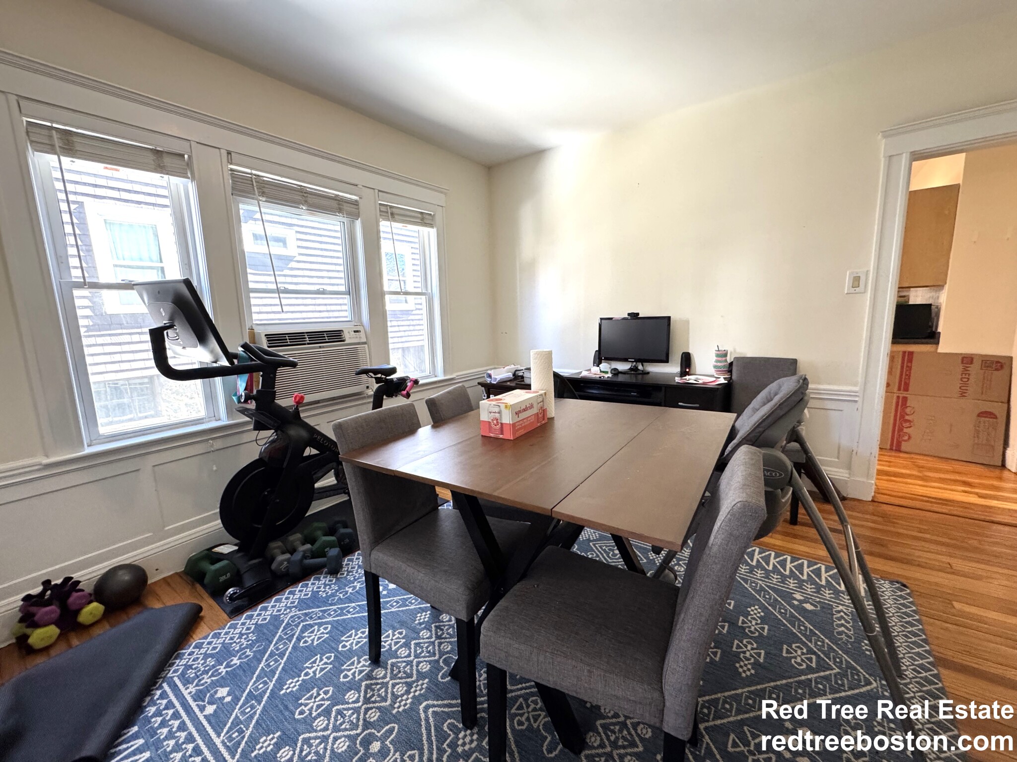 18 Saint Peter St, Jamaica Plain