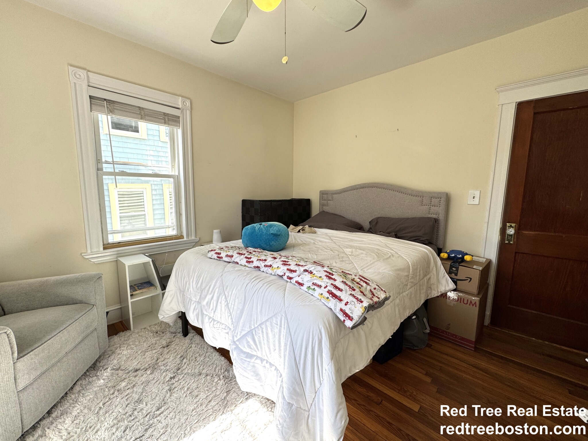 18 Saint Peter St, Jamaica Plain