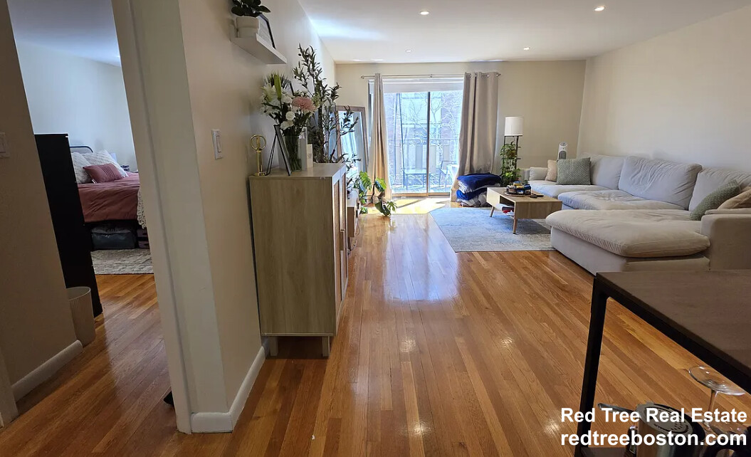 40 Williams St, Coolidge Corner