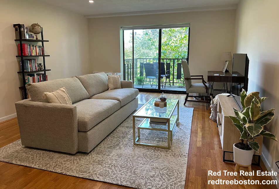 30 Fuller St, Coolidge Corner