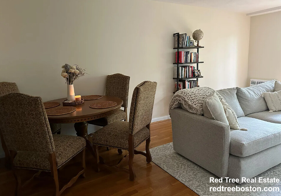 30 Fuller St, Coolidge Corner