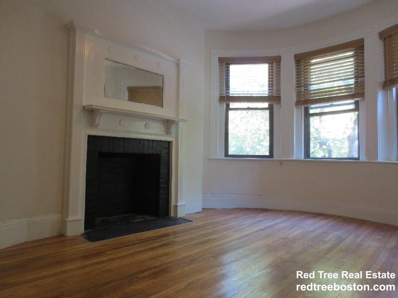 49 Saint Germain St, Back Bay