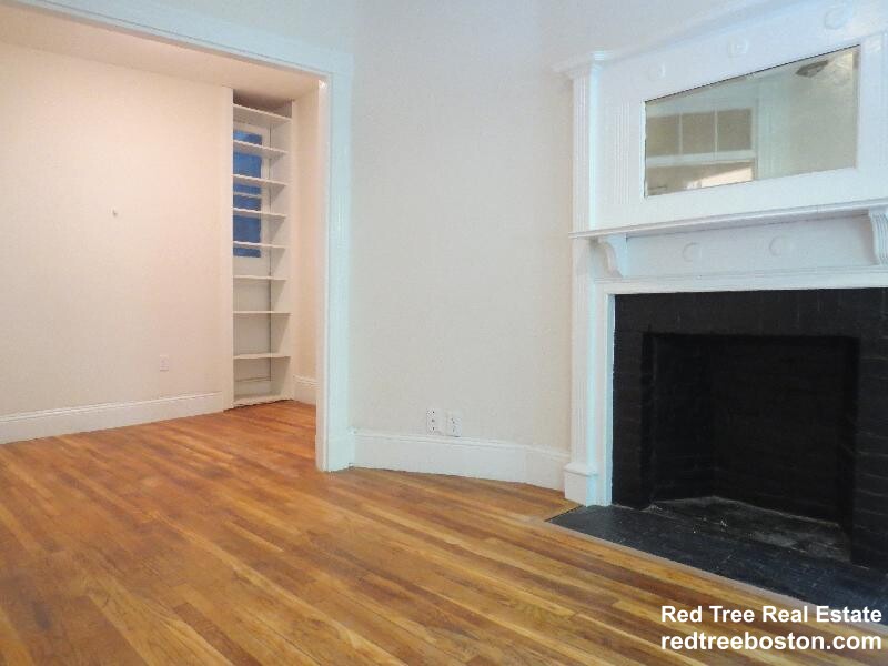 49 Saint Germain St, Back Bay