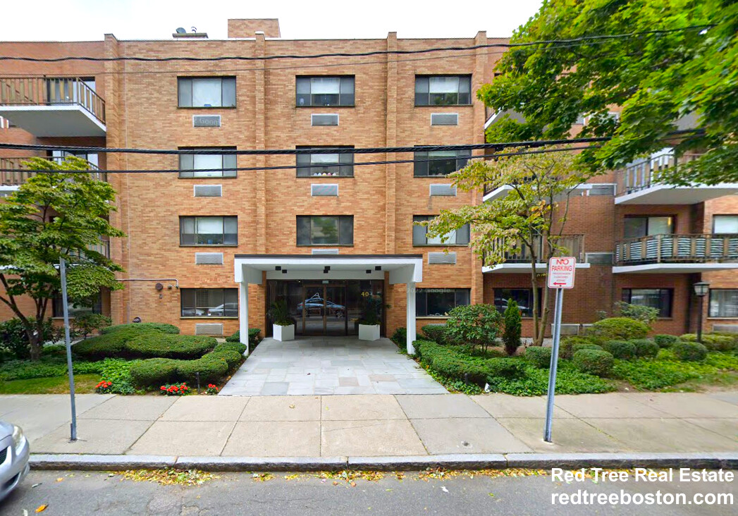 40 Williams St, Coolidge Corner