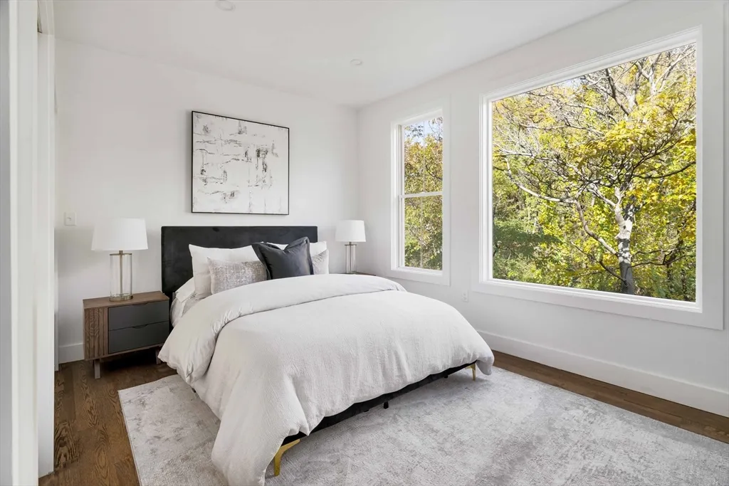 133 Boardman St, East Boston