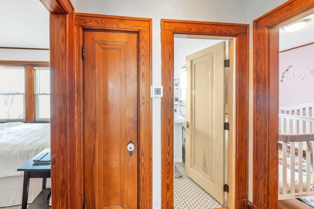 90 Walter St, Roslindale