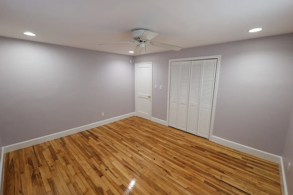 33 Paragon Rd, West Roxbury