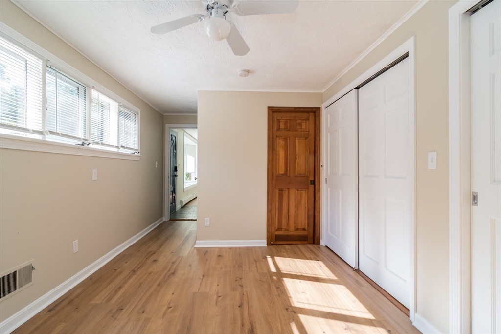 4 Paul St, North Natick