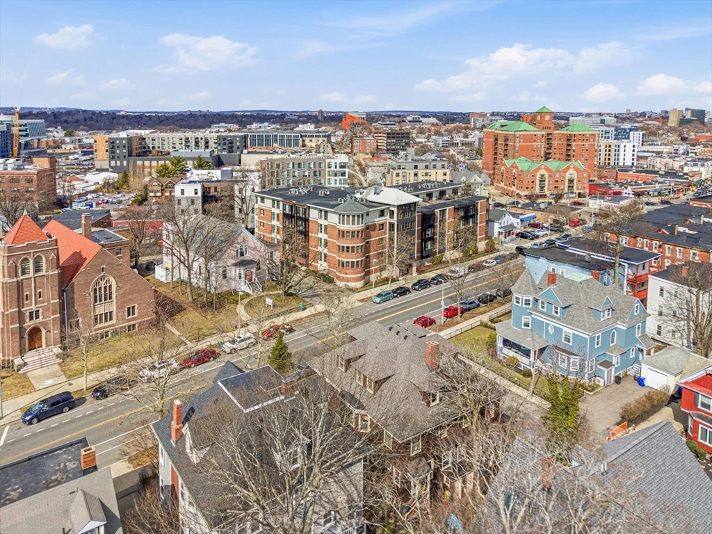 533 Cambridge St, Allston