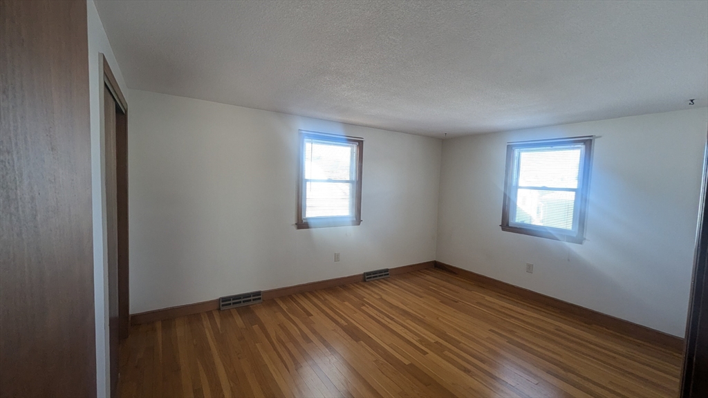 25 King St, Watertown